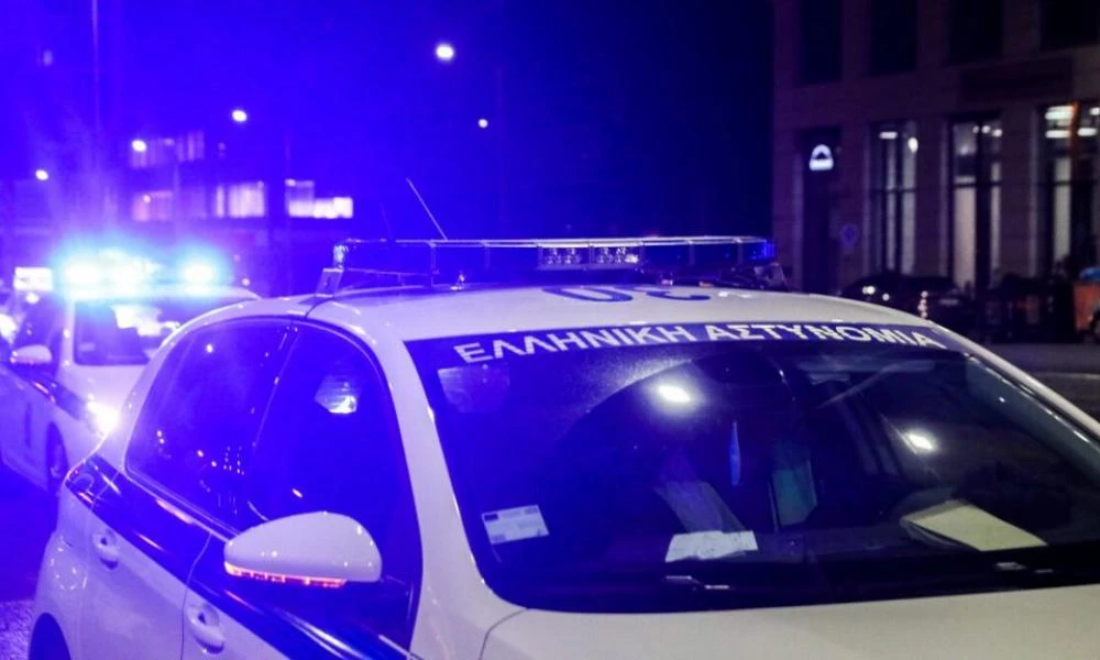 Αναστάτωση σε γειτονιά στο Γαλάτσι: Έκρηξη από γκαζάκια σε είσοδο πολυκατοικίας